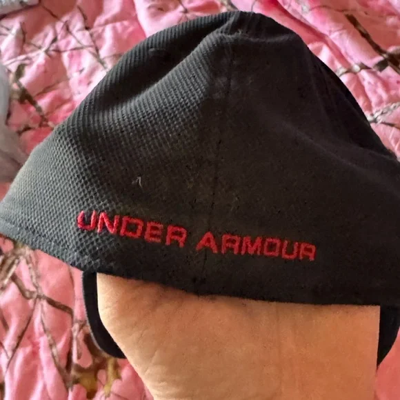 Under Armour Navy Baseball Cap with American Flag Logo - Picture 2 of 3